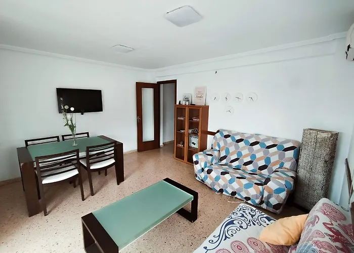 Apartamento Sencillo Cerca Del Mar .