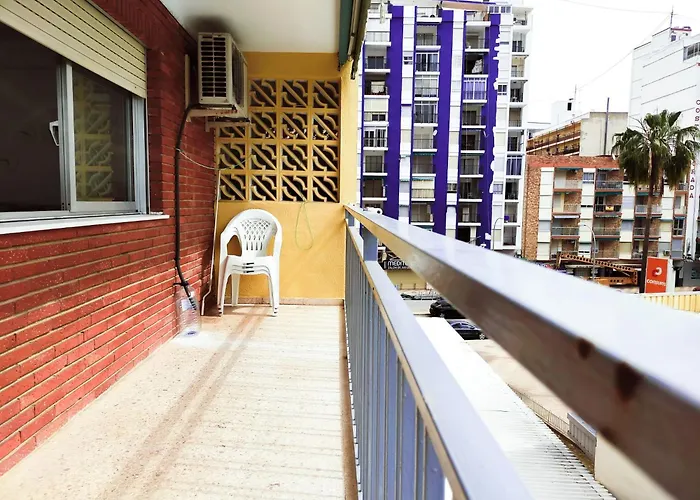 Apartamento Sencillo Cerca Del Mar .
